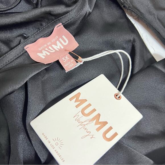 NWT Show me your mumu Samantha Ruffle Wrap
Dress black Sz 3X missing belt - Picture 6 of 10